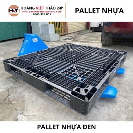 Pallet nhựa đen